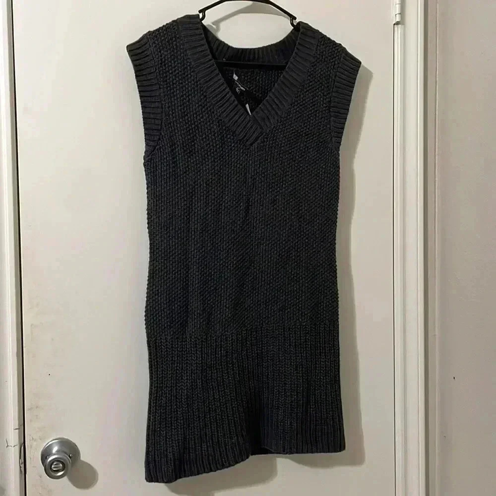 NWT Adrienne Vittadini Sweater Dress Size M